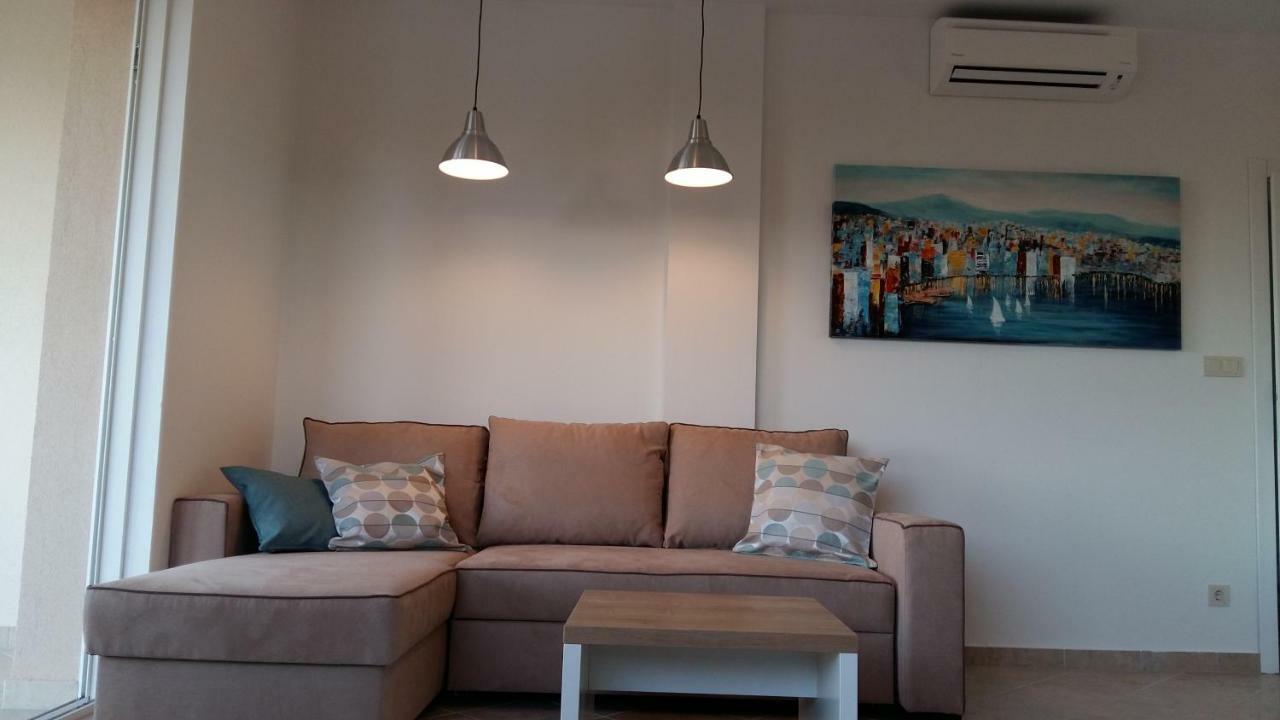 Haus Mit Meerblick Lopar Exteriör bild